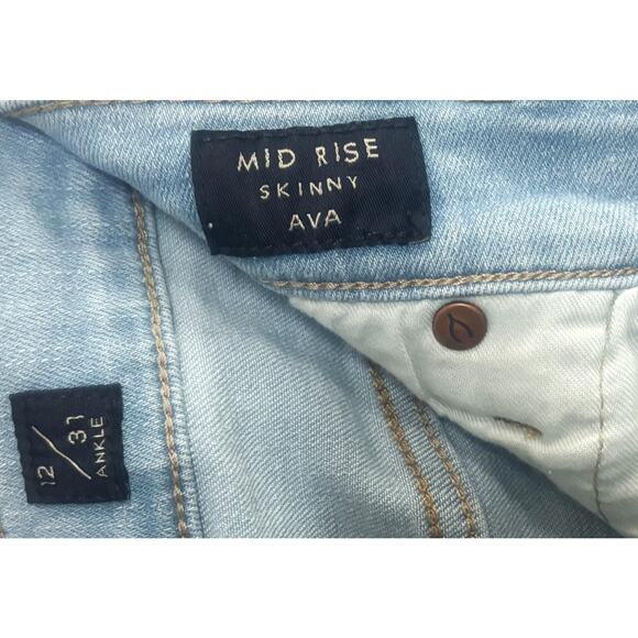 Lucky Brand Light Wash Mid Rise Ava Ankle Jeans Womens Size 12/31 - Picture 2 of 6